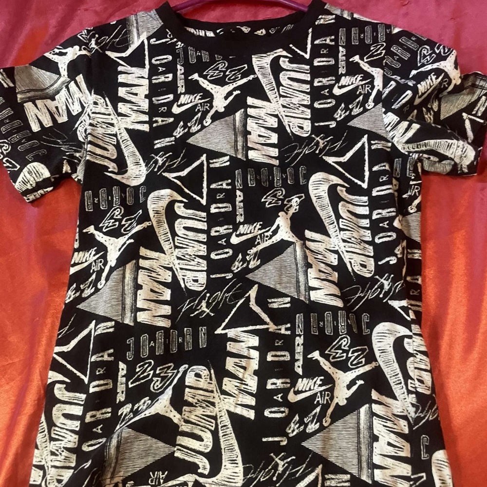 Kids black and white Jordan shirt